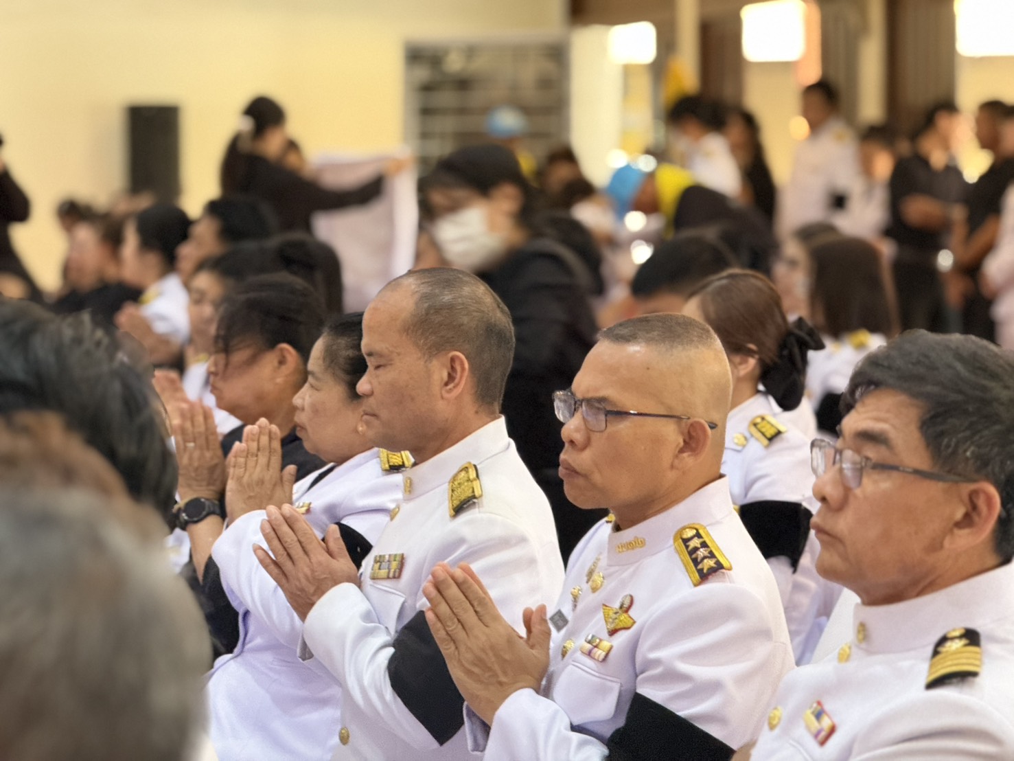 title - วันเสาร์ที่ 31 มกราคม 2569 ปฏิรูปที่ดินจังหวัดปราจีนบุรี มอบหมายให้ ผู้อำนวยการกลุ่มการเงินบัญชีและจัดเก็บผลประโยชน์ ผู้อำนวยการกลุ่มกฎหมาย และเจ้าหน้าที่ ส.ป.ก.ปราจีนบุรี เข้าร่วมประกอบพิธีบำเพ็ญกุศลสตมวาร ครบ 100 วัน เพื่ออุทิศถวายเป็นพระราชกุศลแด่สมเด็จพระนางเจ้าสิริกิติ์ พระบรมราชินีนาถ พระบรมราชชนนีพันปีหลวง